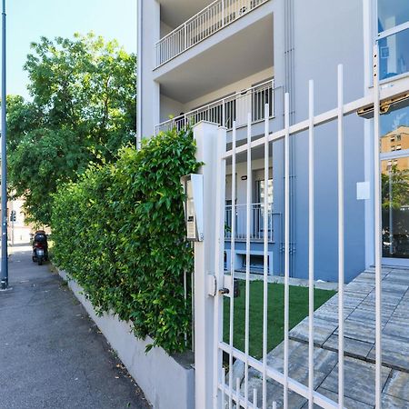 Primopiano - Bonomi Apartment Милано Екстериор снимка