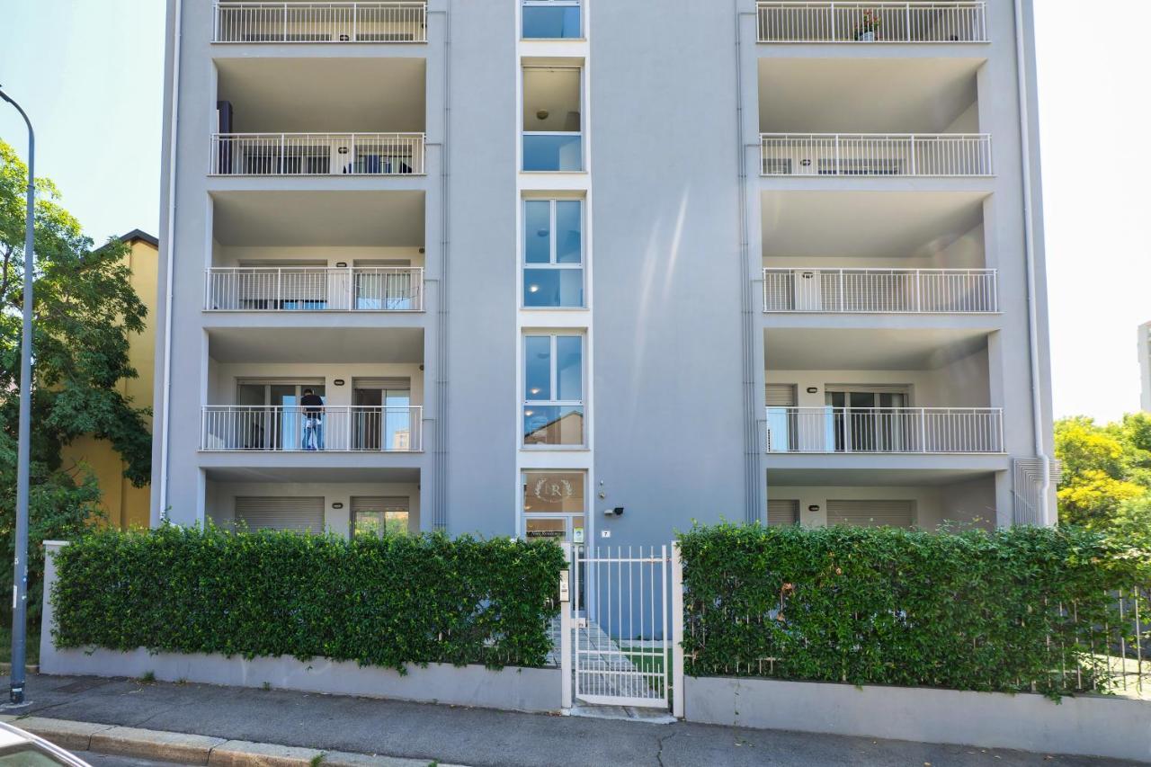 Primopiano - Bonomi Apartment Милано Екстериор снимка